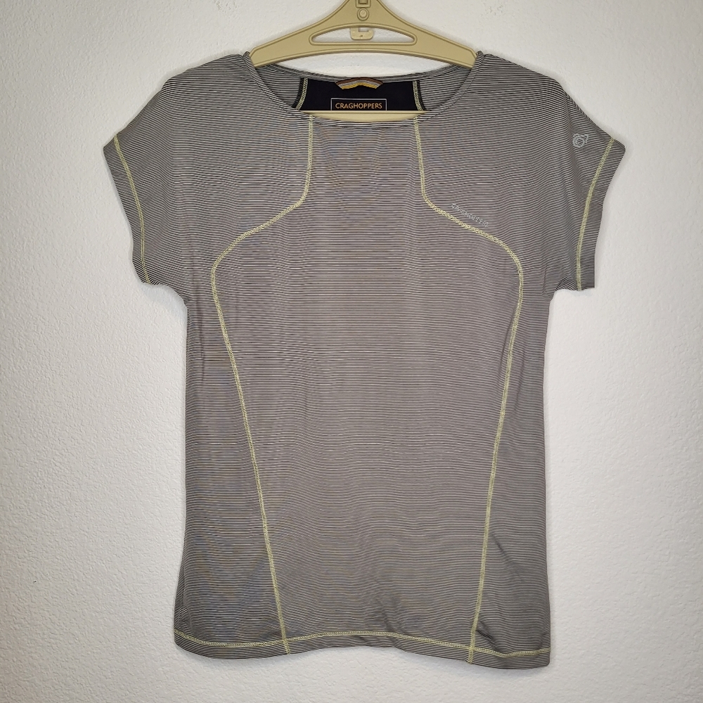 Craghoppers Striped short sleeve thermal shirt size 8/Medium